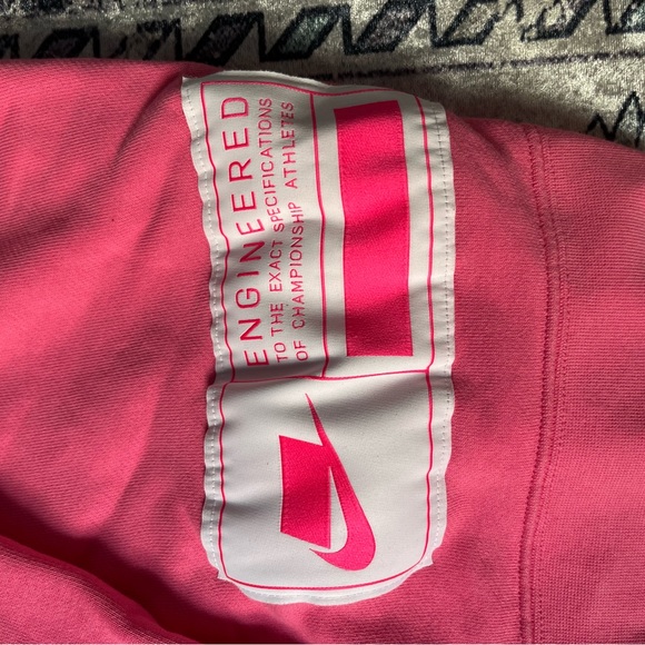 Nike sweatshirt - Picture 3 of 3